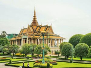 12-Day-Amazing-Vietnam-And-Cambodia-Trip-For-Family
