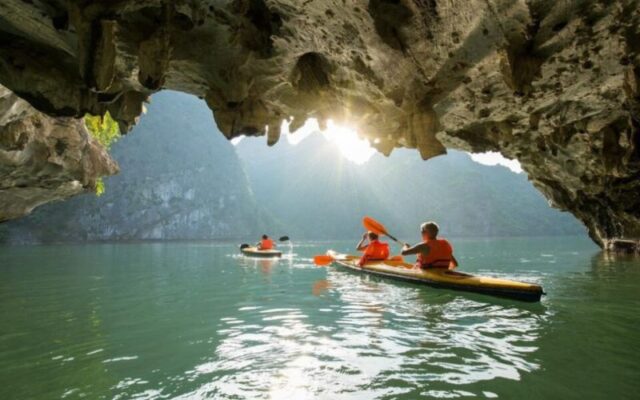 Amanda-Halong-Cruise-Trip-Day-1