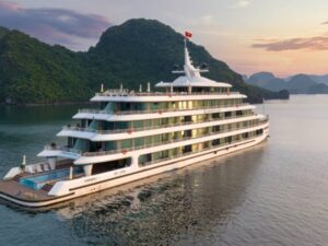 Catherine-Cruise-2D1N