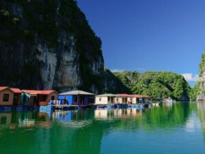 DAY-2-Halong-Bay-Ha-Noi