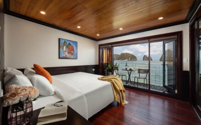 Dragon-Bay-Cruise-3D2N-3