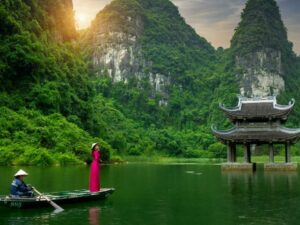 Explore-Ancient-Hanoi-Vibrant-Da-Nang-6-Days-5-Nights
