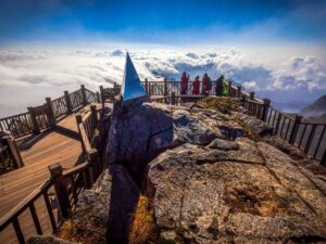 Fanxipang-Peak-By-Cable-Car-Hanoi