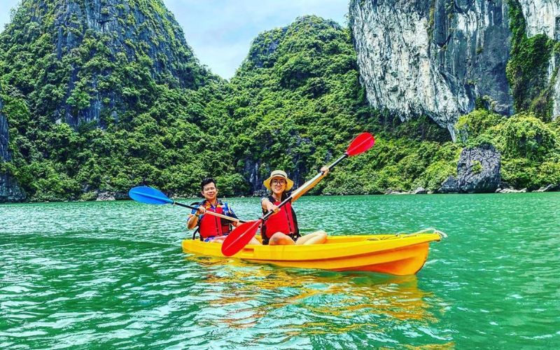 Halong-Bay-Luon-Cave-Hanoi-Danang