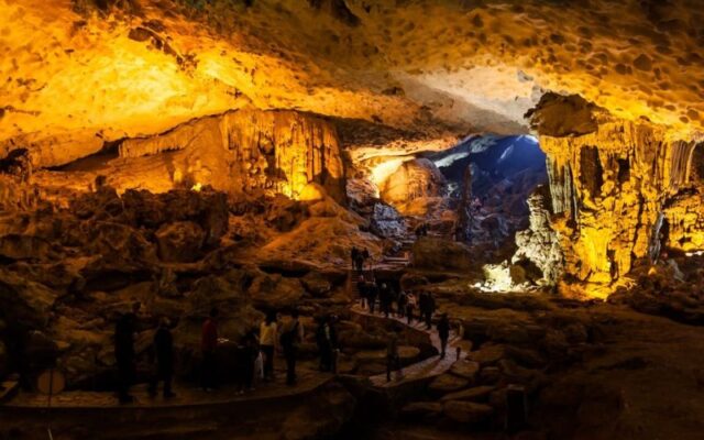 Halong-Bay-Sung-Sot-Cave