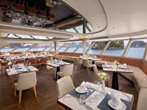 Halong-Bay-Sung-Sot-Cave-Hanoi