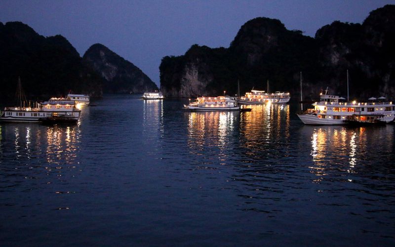 Hanoi-Halong-Bay-Lan-Ha-Bay