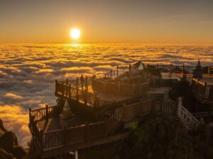 Hanoi-Sapa-Cat-Cat-Fansipan-2D1N-Private-Tour