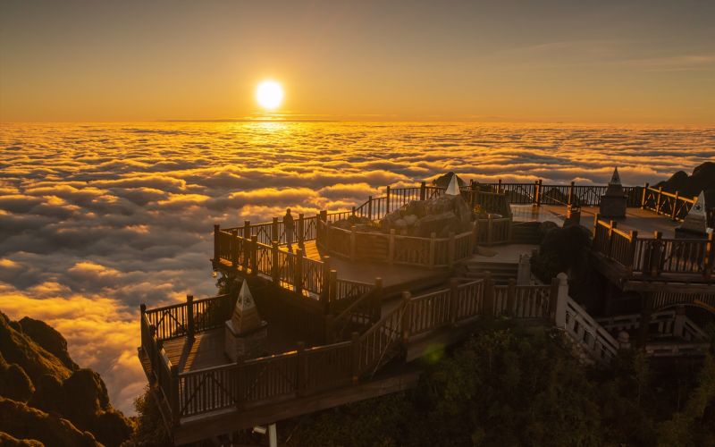 Hanoi-Sapa-Cat-Cat-Fansipan-2D1N-Private-Tour