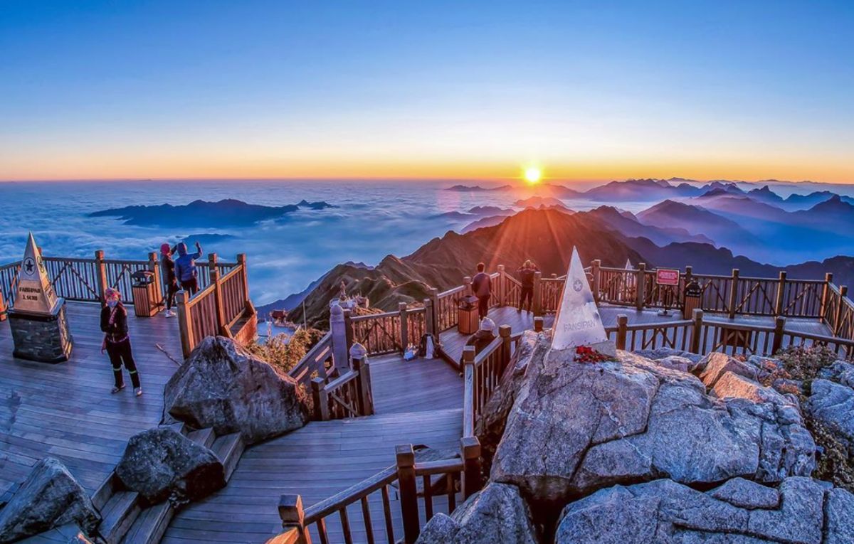 Hanoi-Sapa-Halong-Bay-Discovery