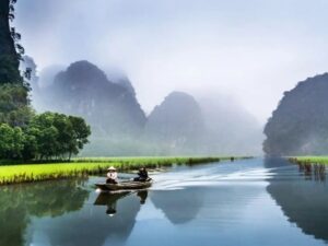 Hoa-Lu-Temple-Bich-Dong-Tam-Coc