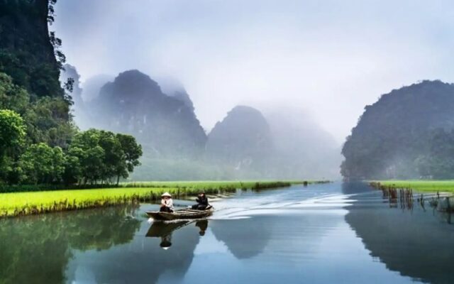 Hoa-Lu-Temple-Bich-Dong-Tam-Coc