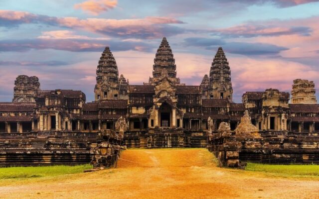 Phnom-Penh-Bus-To-Siem-Reap