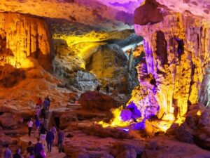 Sung-Sot-Cave-Halong-Hanoi