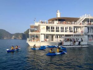 The-Au-Co-Cruise-2D1N-1