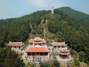 The-Mystical-Beauty-Of-Perfume-Pagoda-Private-Tour