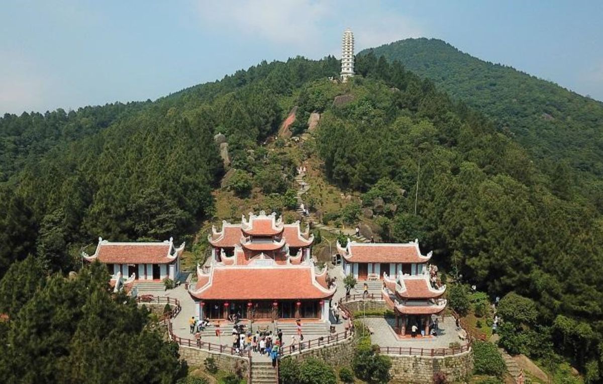 The-Mystical-Beauty-Of-Perfume-Pagoda-Private-Tour