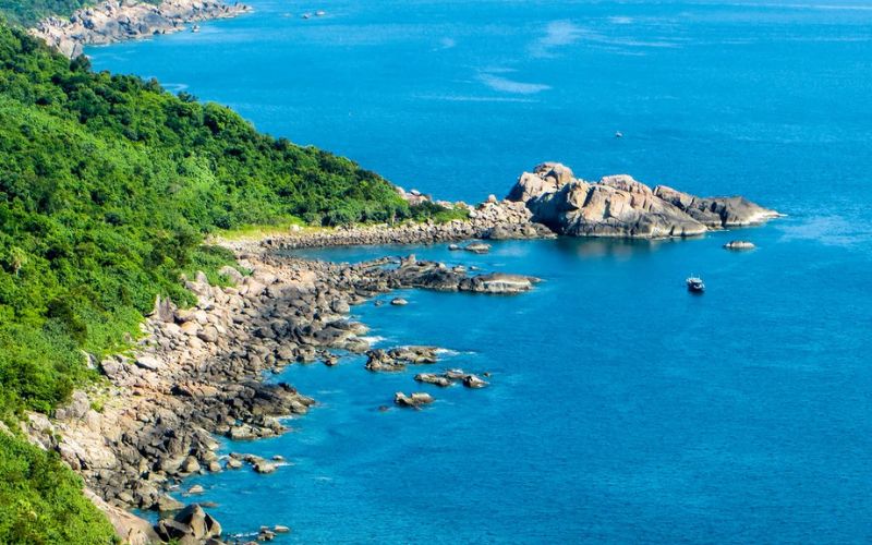 Son-Tra-Peninsula-Marble-Mountain-Hoi-An-4