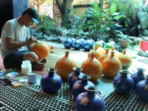 Ha-Thai-Lacquer-Village