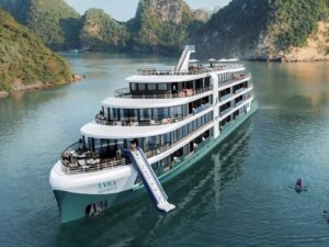 Lyra Grandeur Cruise 3 days 2 nights