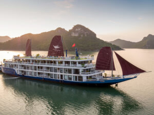 Aurora cruise – 2 days 1 night Lan Ha Bay